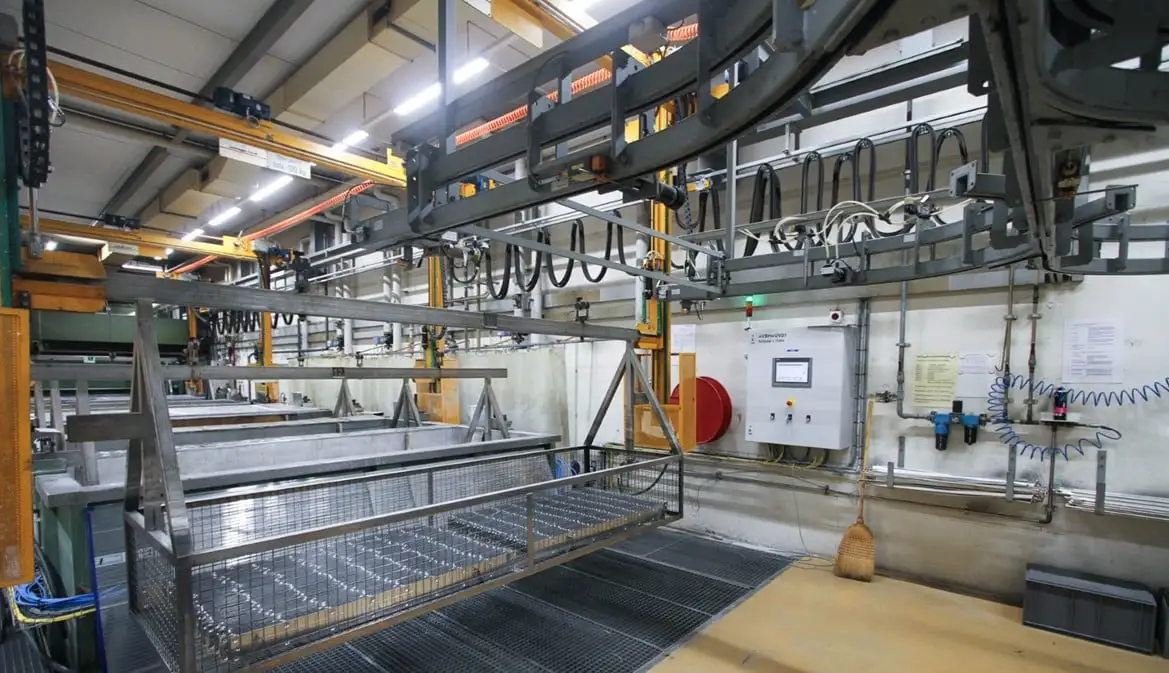 modernisierte Beschichtunganlage